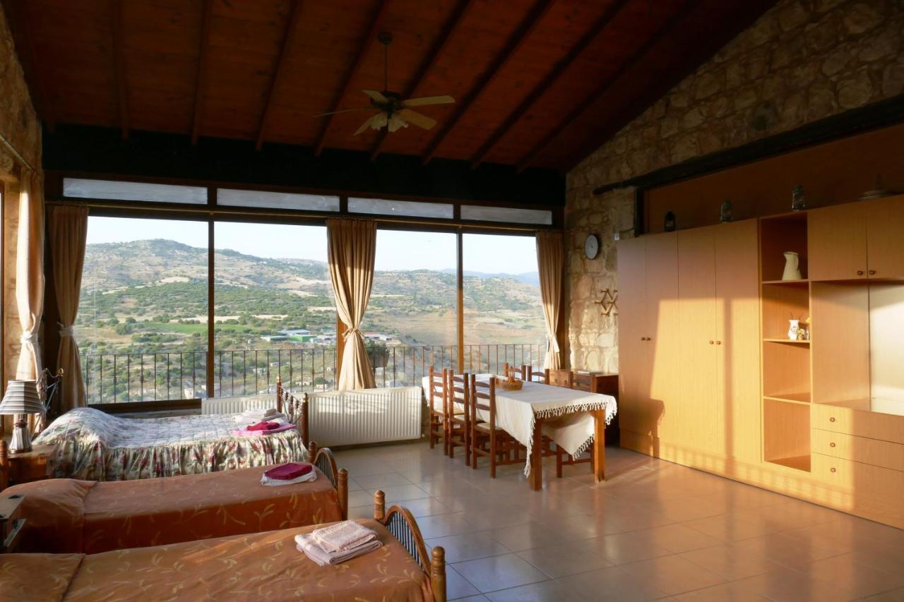 Studio With View In Polis Area Simou Luaran gambar